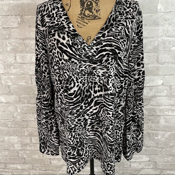 Michael Kors Animal Print Vneck Blouse - Picture 1 of 5